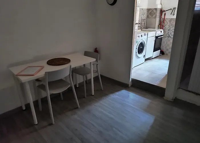 Casa Per Gente Giovane * Rome